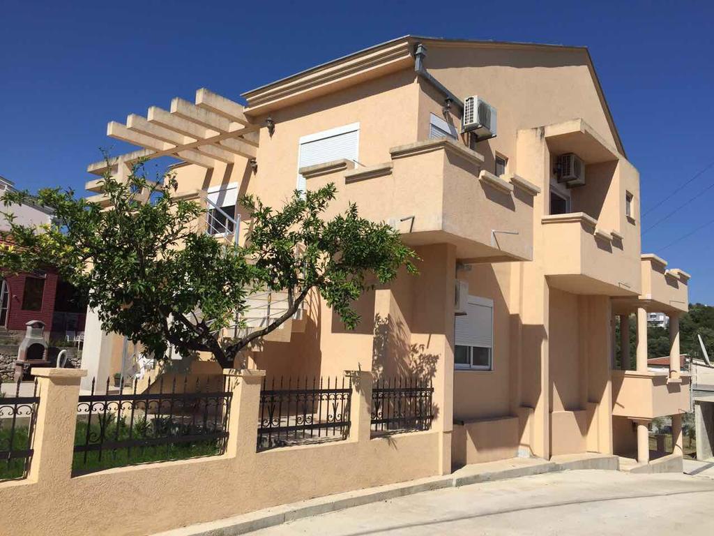 Ceka Apartments Ülgün Dış mekan fotoğraf